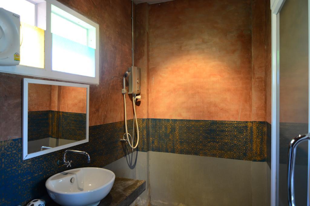 Sundara Guesthouse Нан Екстериор снимка